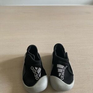 Adidas toddler shoes